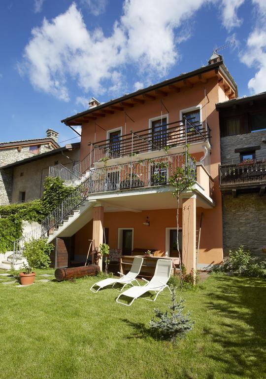 Le Bibelot Apartments Nus Exterior foto